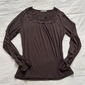 Axes Femme Brown lace long sleeve top with ruffled sleeves and collar